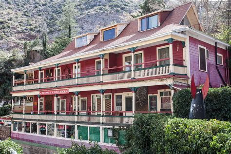 Castle Rock Inn .
